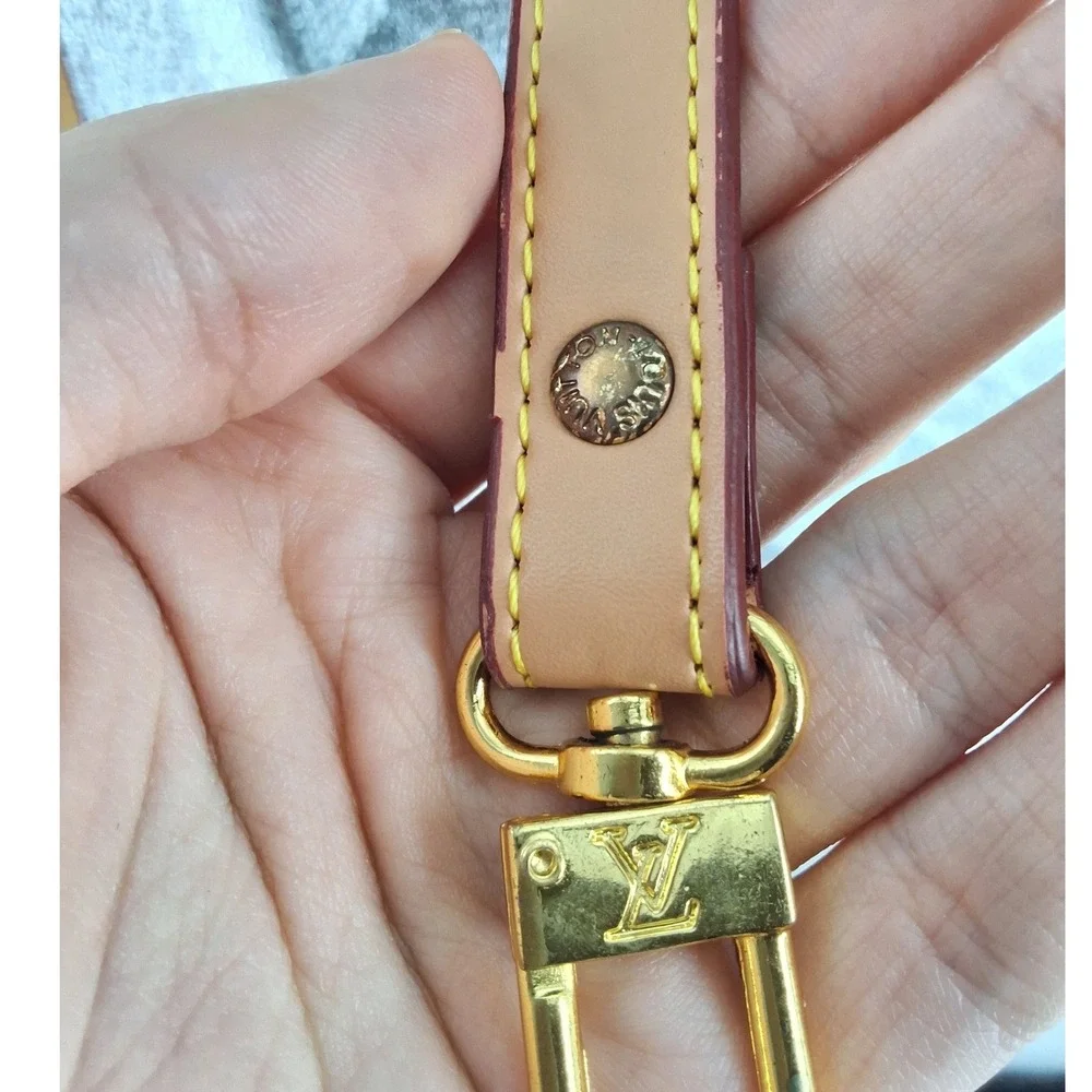 Louis Vuitton Vachetta Leather Crossbody Shoulder Strap Gold Hardware Tan